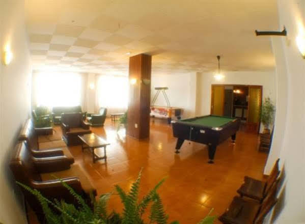 Hostal Residencia Nicolau San Antonio  Buitenkant foto