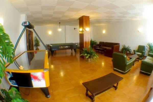 Hostal Residencia Nicolau San Antonio  Buitenkant foto